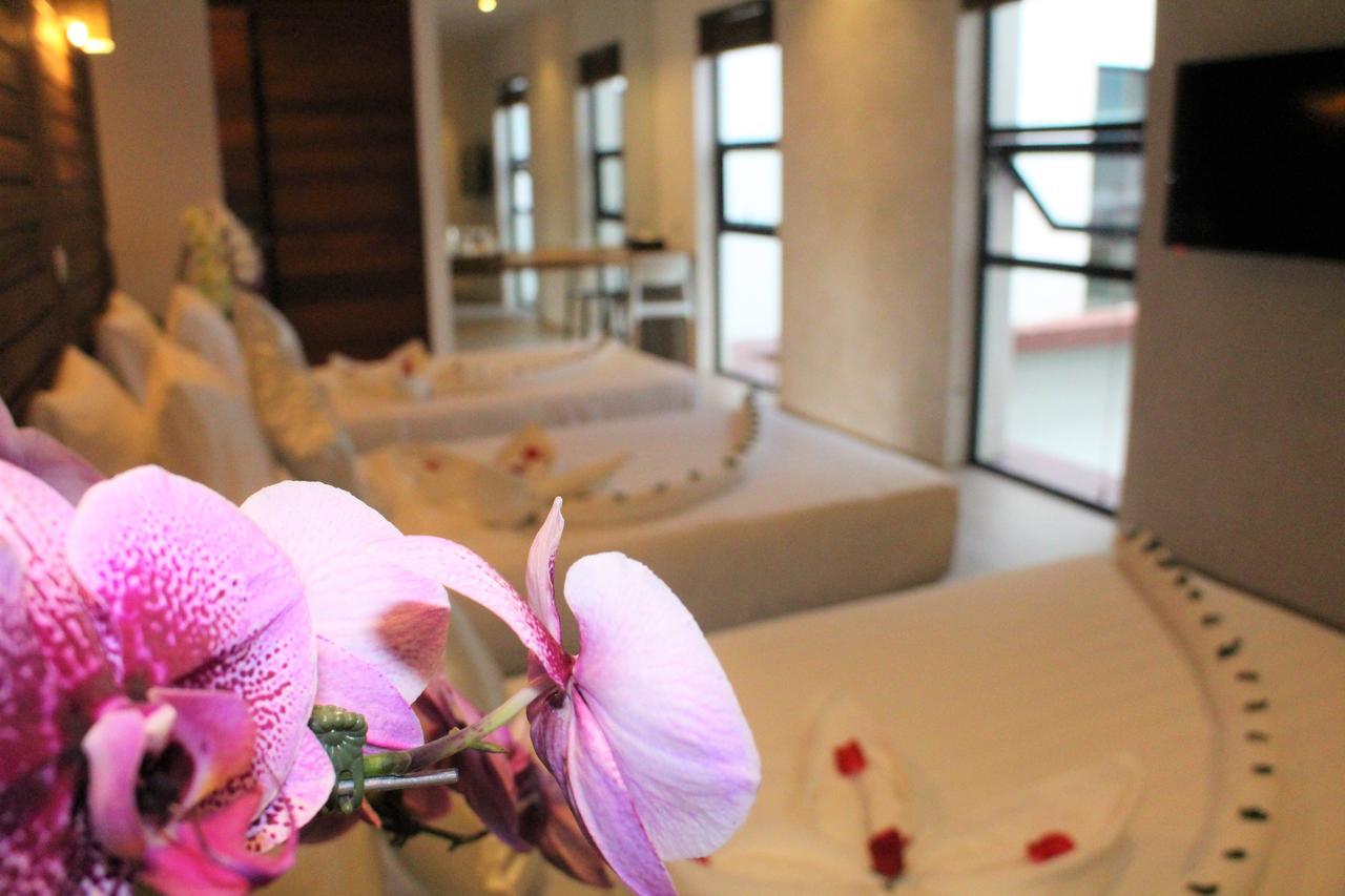 De Ninth Boutique Hotel & Spa Phnom Penh Bagian luar foto