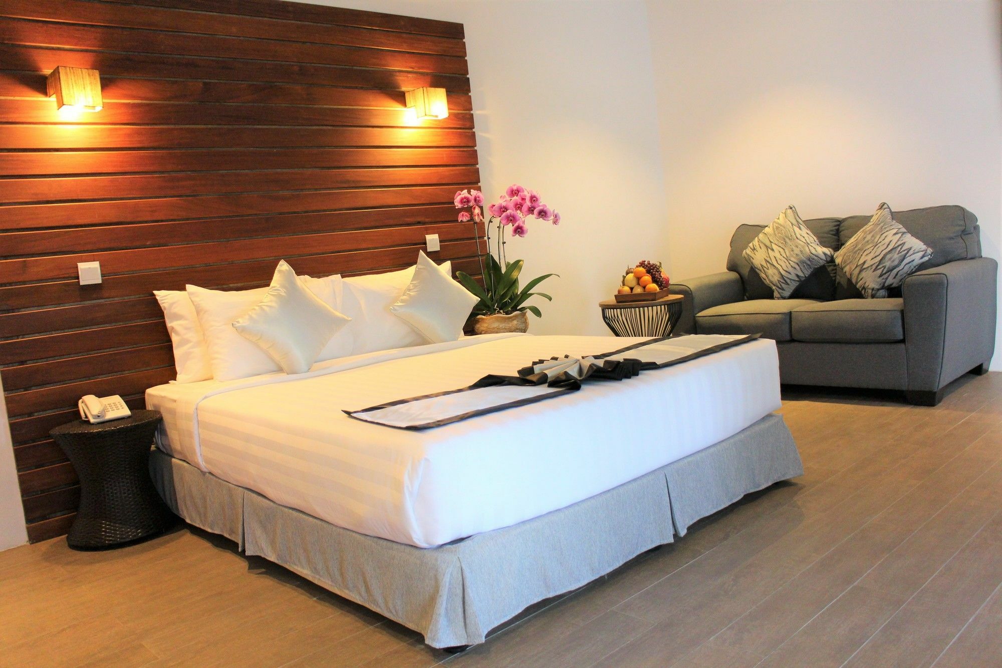 De Ninth Boutique Hotel & Spa Phnom Penh Bagian luar foto