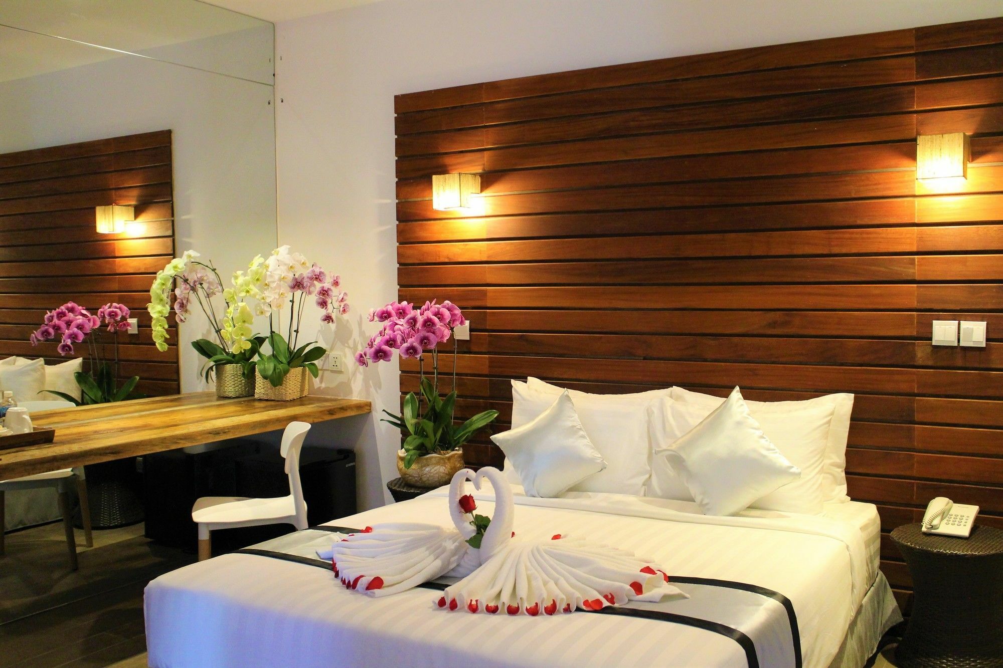 De Ninth Boutique Hotel & Spa Phnom Penh Bagian luar foto